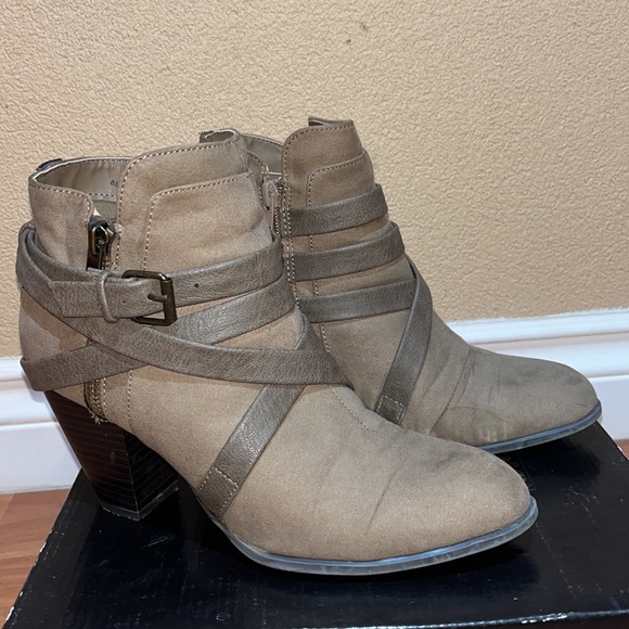 Booties - Picture 3 of 3